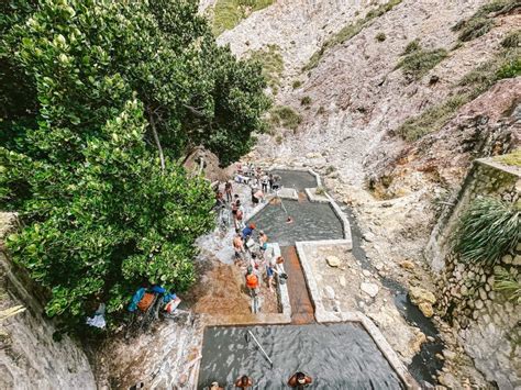 Sulphur Springs, St Lucia: Mud baths and a drive-in volcano