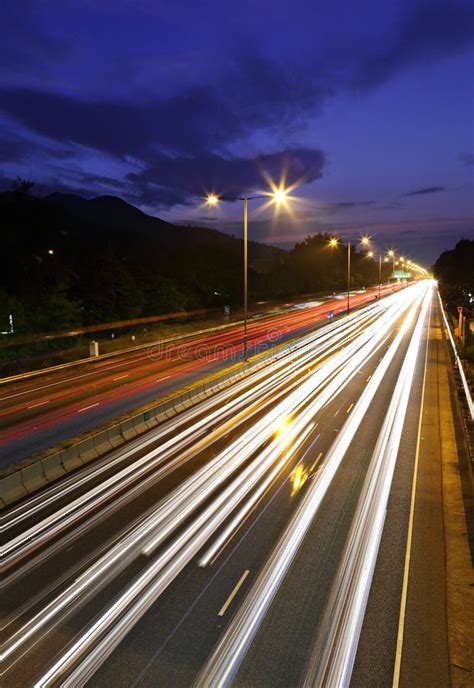 Traffic on Highway at Night Stock Image - Image of automobile, headlight: 22289495