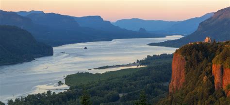 The classic view of the Columbia River Gorge from Portland Women's Forum State Scenic Viewpoint ...