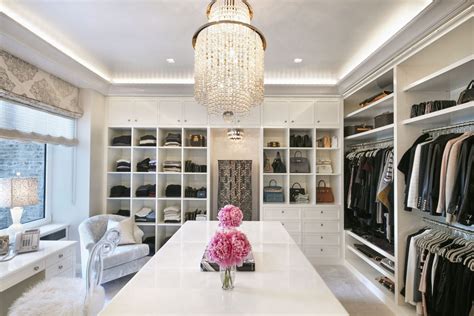 On the Market: 5 Homes with Your Dream Closet | Elliman Insider