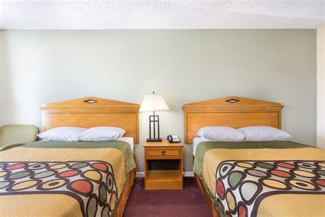 Super 8 by Wyndham Manning | Manning, SC Hotels