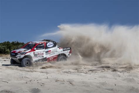 Toyota enters three racing Hilux trucks in 2019 Dakar 2019 Toyota Hilux ...