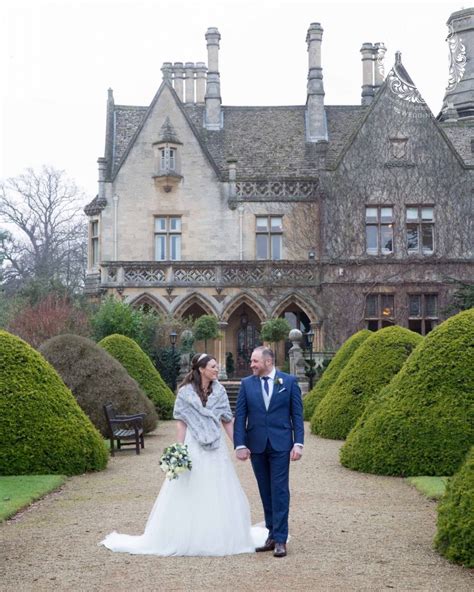 A winter wedding at Manor by the Lake - Gloucestershire and Cotswolds Wedding Photography ...