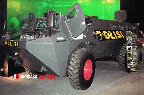 Mengenal APS-3 Bhayangkara, Panser 4X4 Angkut Personel Buatan Pindad ...