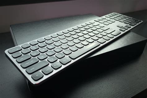 Satechi Aluminum Bluetooth Keyboard with Numeric Keypad review | Macworld
