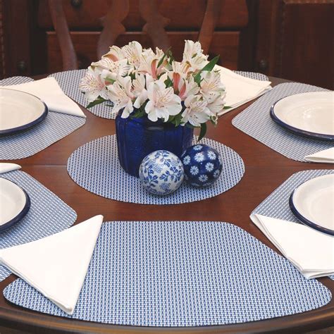 Padded Round Table Placemats And Centerpiece 7Pc Blue