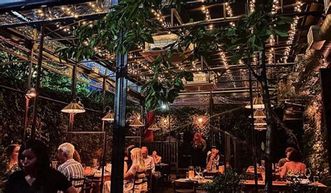 This Brooklyn Restaurant Has The Most Beautiful Hidden Garden For ...