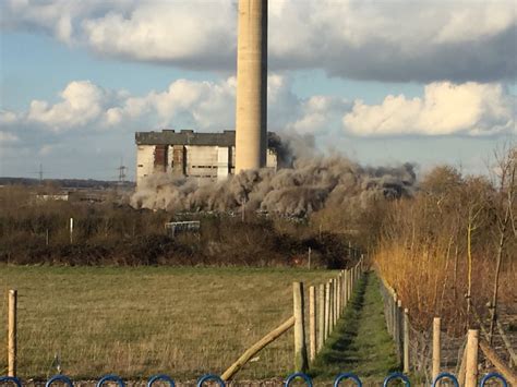 Didcot Power Station explosion: Casualties confirmed as major incident declared in Oxfordshire ...