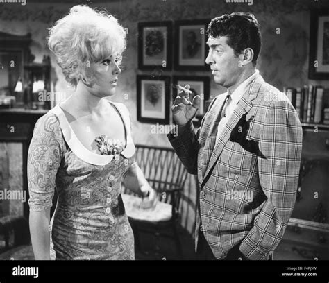 Kim Novak and Dean Martin / Kiss Me, Stupid / 1964 directed by Billy ...