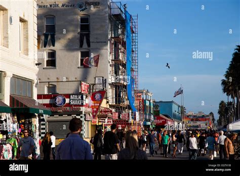 Venice Beach boardwalk Stock Photo - Alamy