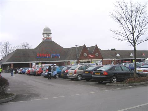 Tesco Extra Superstore, New Oscott © Roy Hughes cc-by-sa/2.0 :: Geograph Britain and Ireland