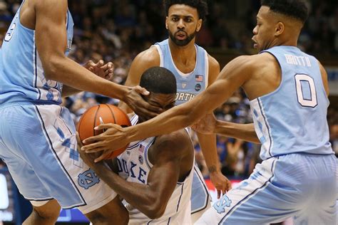 7 amazing photos that illustrate why Duke-UNC is the best rivalry in college hoops | For The Win