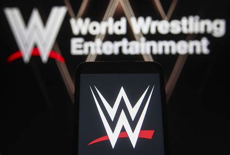 Netflix to Become Exclusive Home of WWE Monday Night Raw in Massive $5 ...