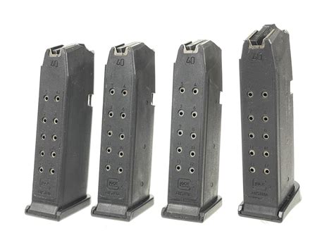 Lot - LOT OF 4 GLOCK .40 S&W MAGAZINES