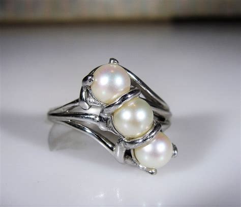 Pearl Ring, 10K White Gold 3 Pearl Ring, Trilogy Pearl Ring, 3 Lustrous Pearls, Right Hand Ring ...