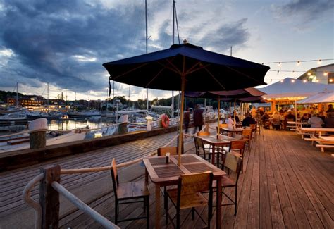 13 BEST Local Camden Maine Restaurants in 2024