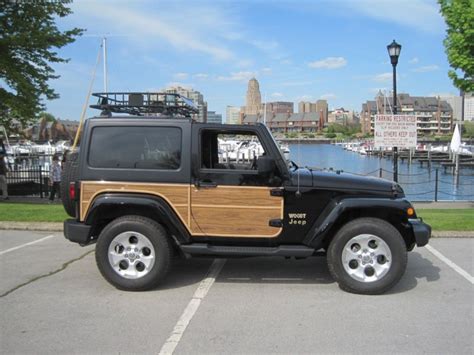 Buy used 2013 Jeep Wrangler sahara in Florida, New York, United States, for US $11,500.00