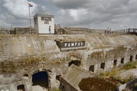 Fort Island Pampus - Muiden - TracesOfWar.com