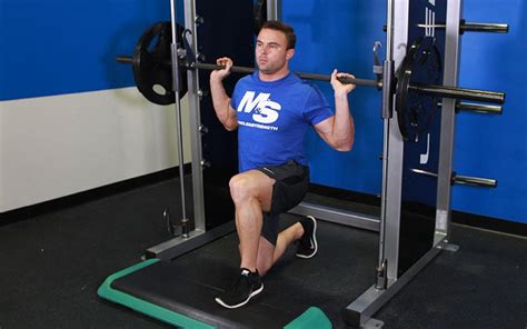 Front Foot Elevated Smith Machine Split Squat: Video Exercise Guide & Tips