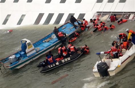 South Korean Ferry Survivors Recall Horror - WSJ