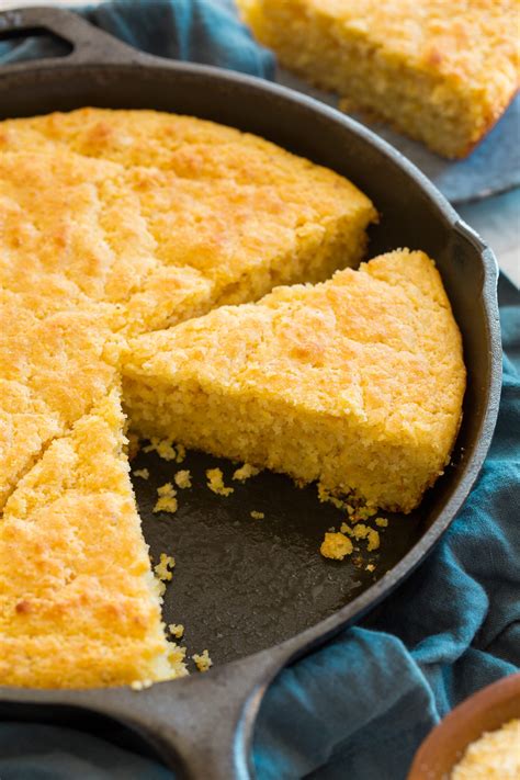 Southern Skillet Cornbread - Cooking Classy