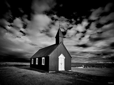 The Black Church – David Beavis Fine Art