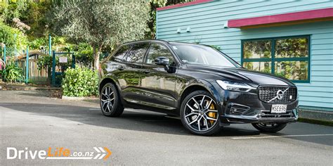 2020 Volvo XC60 T8 AWD R-Design | Car Review - DriveLife