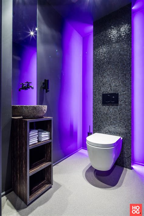 Dark Bathrooms, Purple Bathrooms, Restroom Design, Modern Bathroom ...