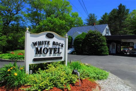 WHITE ROCK MOTEL - Hotel Reviews (Glocester, RI)