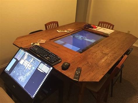 Custom D&D Gaming Table Features 4K Touchscreen | eTeknix