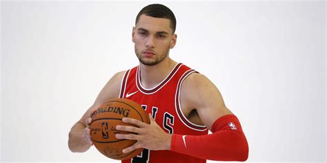 Zach LaVine Net Worth- NBA Salary, Endorsement, Girlfriend and More