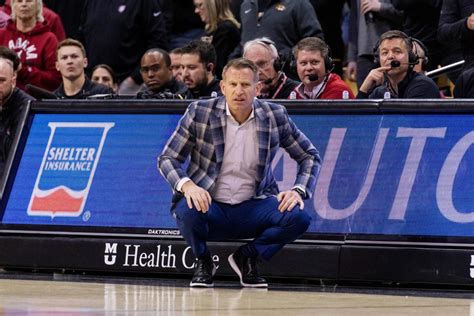 Alabama basketball coach Nate Oats on contract extension, salary boost ...