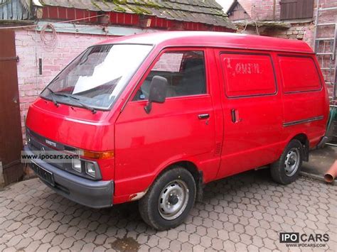 1994 Nissan Vanette Van - Car Photo and Specs