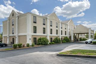 Hotels near Six Flags St Louis, Missouri in MO – Choice Hotels