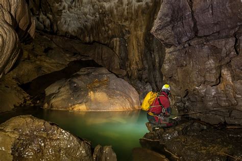 The Ins and Outs of Spelunking | Recreational Properties | United Country Real Estate