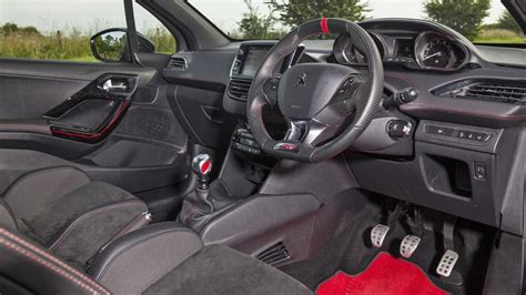 Peugeot 208 GTI Interior Layout & Technology | Top Gear