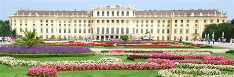 Schonbrunn Palace - Opening times, prices and location in Vienna