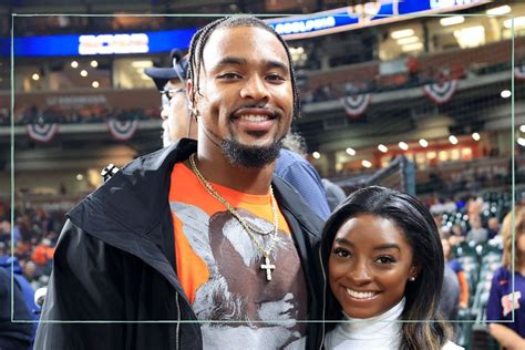 Simone Biles marries fiancé Jonathan Owens after meeting on dating app ...