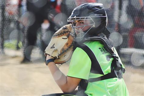 3 Best Softball Catchers Bags