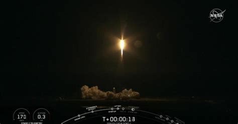 SpaceX successfully launches capsule headed to International Space ...