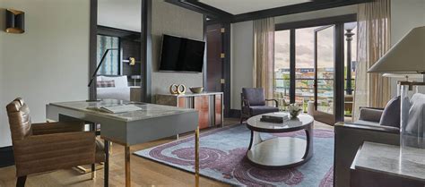 Luxury Boutique Hotel Room Image Gallery | Sagamore Pendry Baltimore