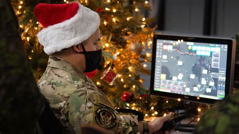 Here’s how to track Santa around the world, thanks to NORAD | CNN