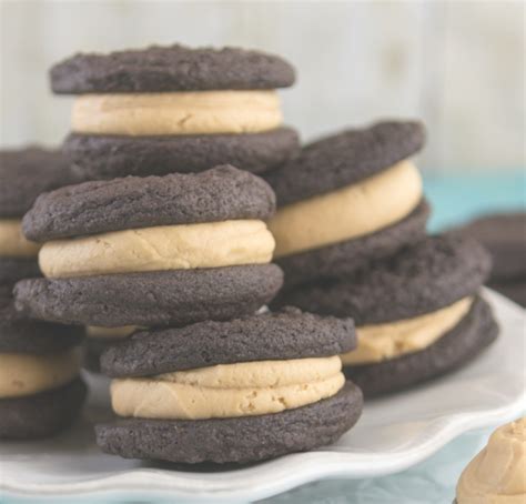 A Happy and Healthy Whirlwind of a Life...: Homemade Peanut Butter Oreos