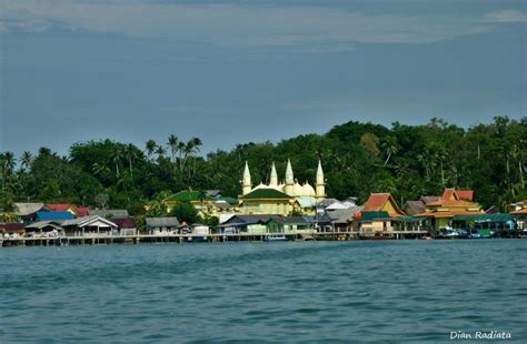 TAHUKAH KAMU, PULAU PENYENGAT ITU MAHAR PERNIKAHAN PUTRI RAJA?