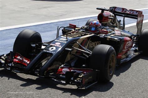 Lotus Formula 1 team plans to use the cloud to race ahead of the ...