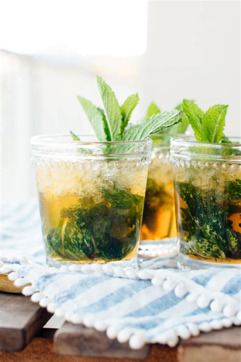 Easy Mint Julep Recipe - Cookie and Kate