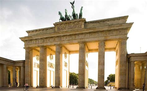 Barack Obama in Berlin: a history of the Brandenburg Gate - Telegraph