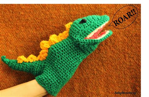 SallyStrawberry: Crochet dinosaur hand-puppet