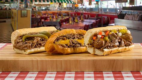 Portillo's Menu With Prices [Updated July 2024] - TheFoodXP