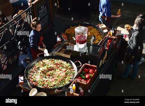 Street food in London Stock Photo - Alamy